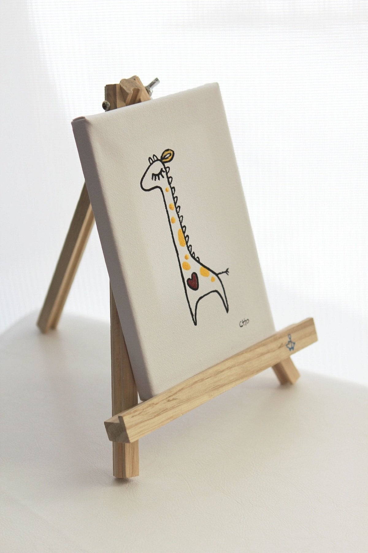mini heart giraffe