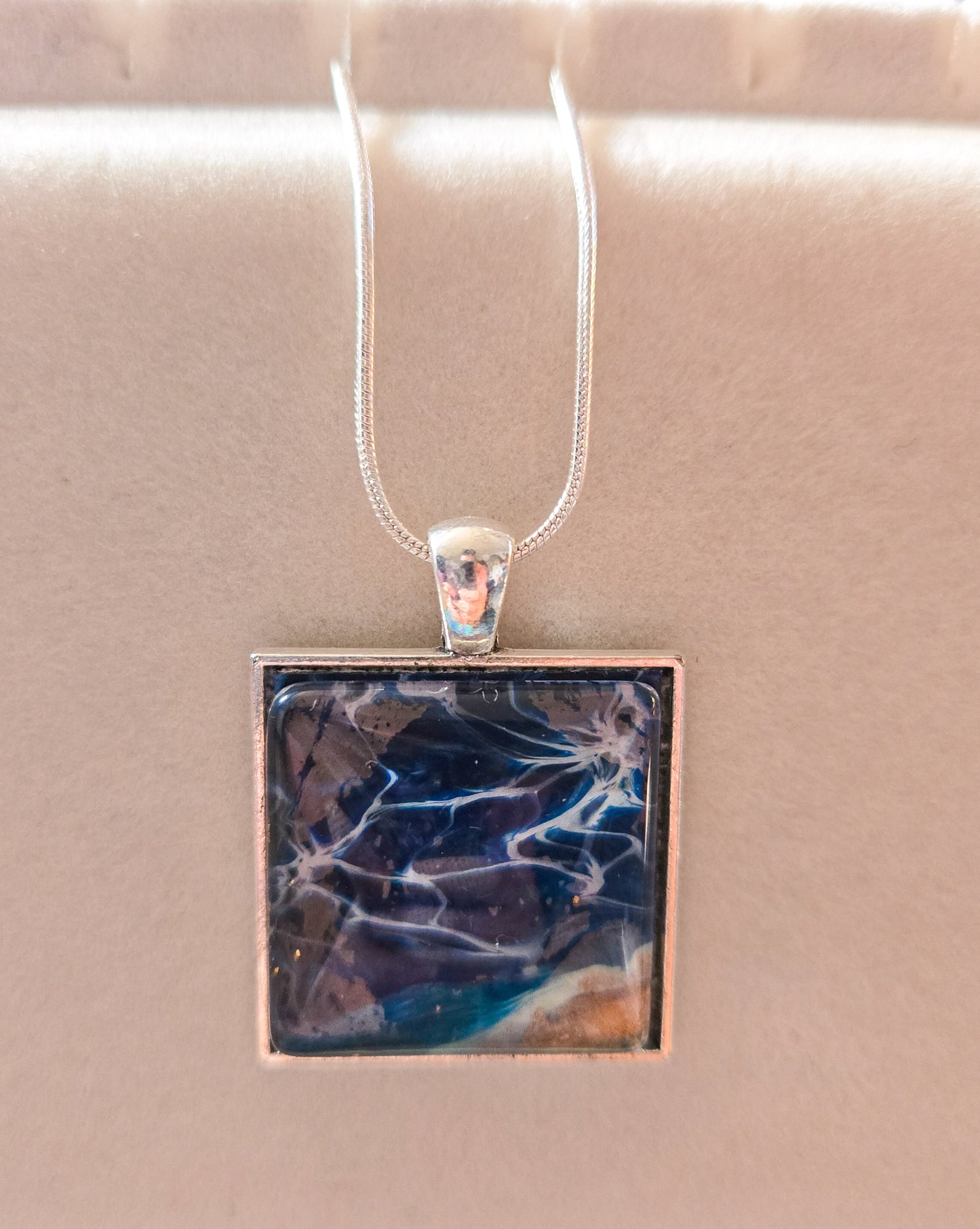 18 inch silver plated necklace acrylic pour