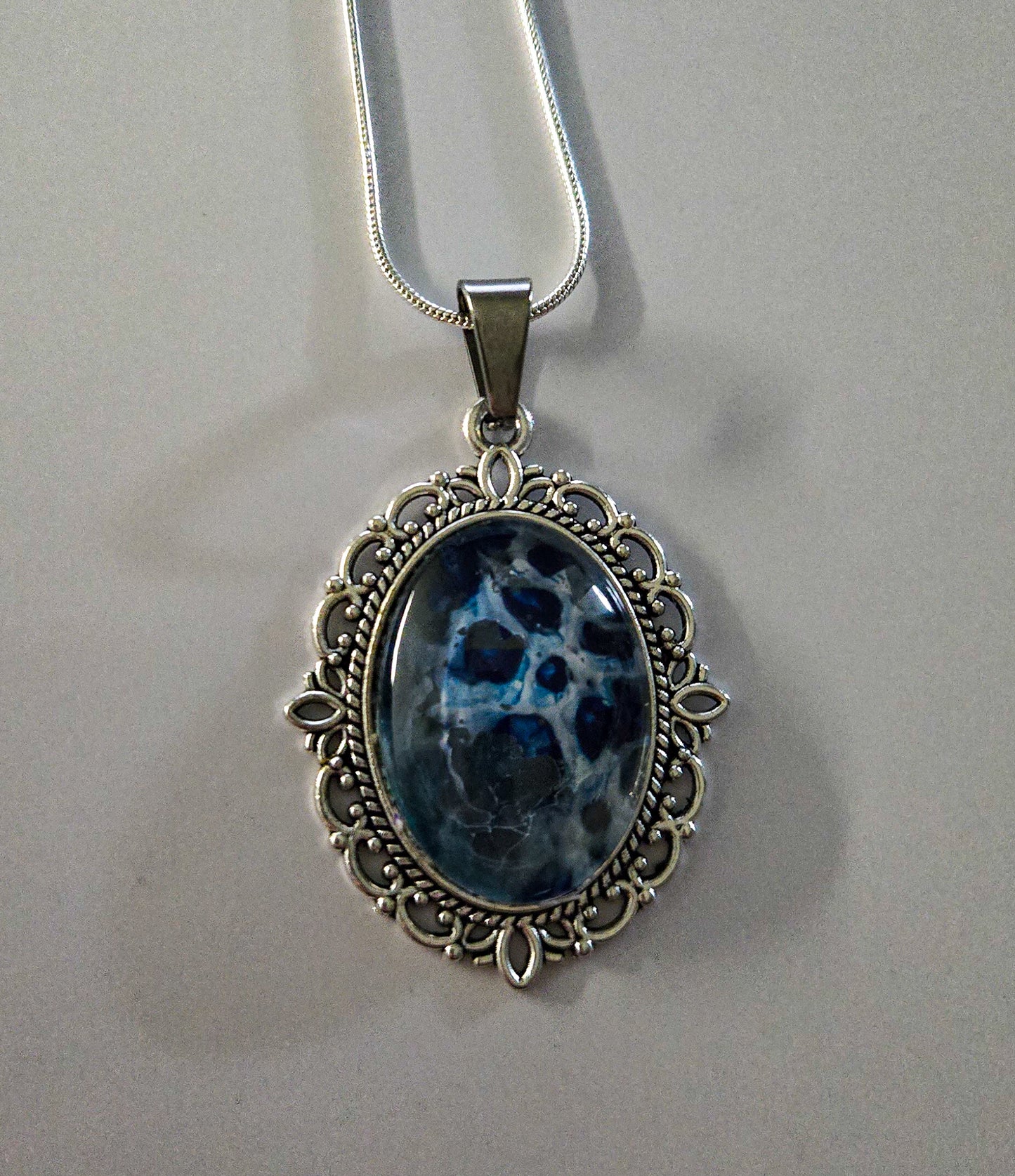 18 inch silver plated necklace acrylic pour